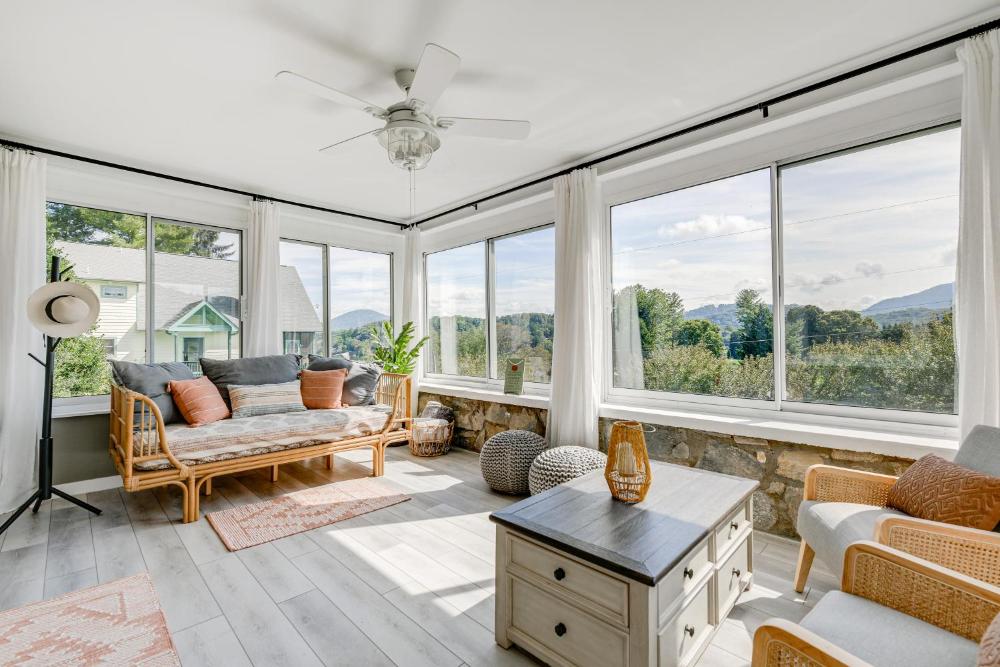 Updated and Modern Waynesville Cottage with Fire Pit